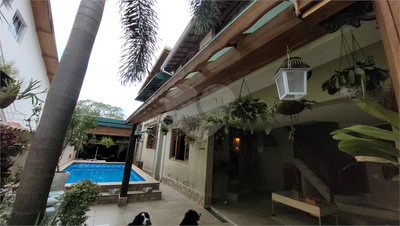Sobrado, 4 quartos, 373 m² - Foto 1