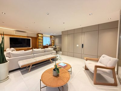 Apartamento, 3 quartos, 200 m² - Foto 2