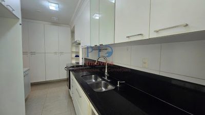 Apartamento, 3 quartos, 168 m² - Foto 2