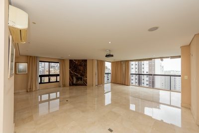 Apartamento, 4 quartos, 247 m² - Foto 1