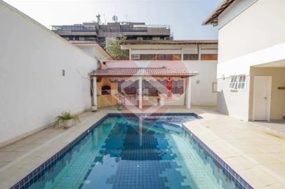 Casa, 4 quartos, 750 m² - Foto 1