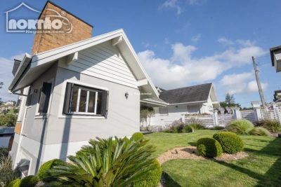 Casa, 4 quartos, 270 m² - Foto 4