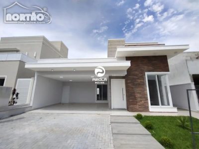 Casa, 4 quartos, 177 m² - Foto 1