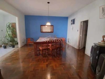 Apartamento, 3 quartos, 216 m² - Foto 1