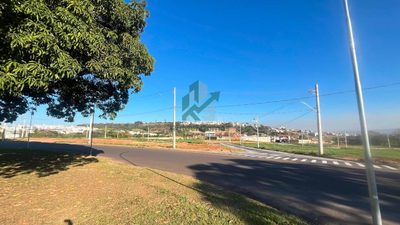 Terreno, 273 m² - Foto 1
