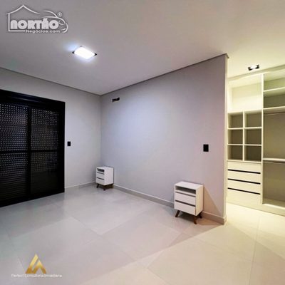 Casa, 4 quartos, 171 m² - Foto 4