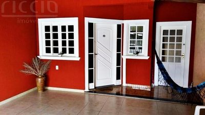 Casa, 3 quartos, 162 m² - Foto 1