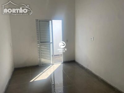 Casa, 1 quarto, 24 m² - Foto 1