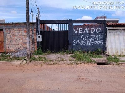 Casa, 2 quartos, 180 m² - Foto 1