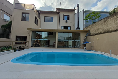 Casa, 3 quartos, 318 m² - Foto 1