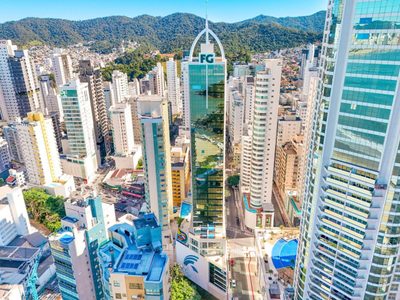 Apartamento, 4 quartos, 223 m² - Foto 2