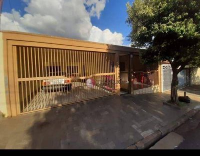 Casa, 2 quartos, 171 m² - Foto 1