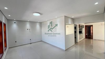 Casa, 3 quartos, 166 m² - Foto 1