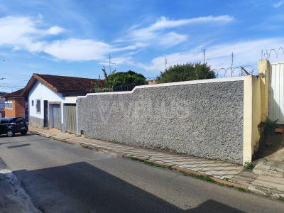 Casa, 1 quarto, 194 m² - Foto 2