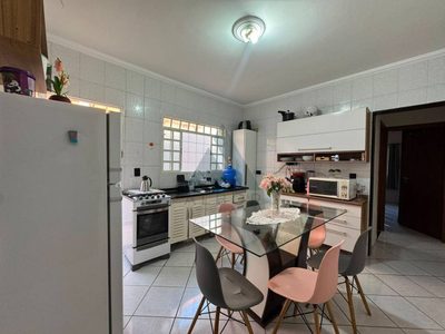 Casa, 2 quartos, 115 m² - Foto 1
