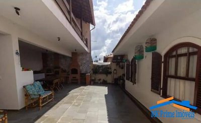 Casa, 3 quartos, 220 m² - Foto 1