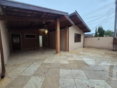 Casa, 5 quartos, 210 m² - Foto 1