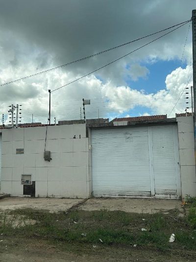 Casa, 2 quartos, 198 m² - Foto 1