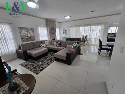 Casa, 3 quartos, 355 m² - Foto 1