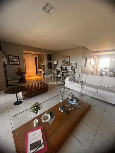 Apartamento, 4 quartos, 225 m² - Foto 1