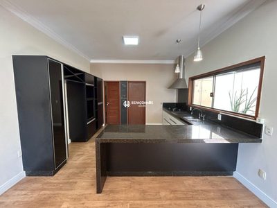 Casa, 3 quartos, 255 m² - Foto 4
