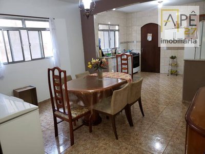 Sobrado, 4 quartos, 240 m² - Foto 1