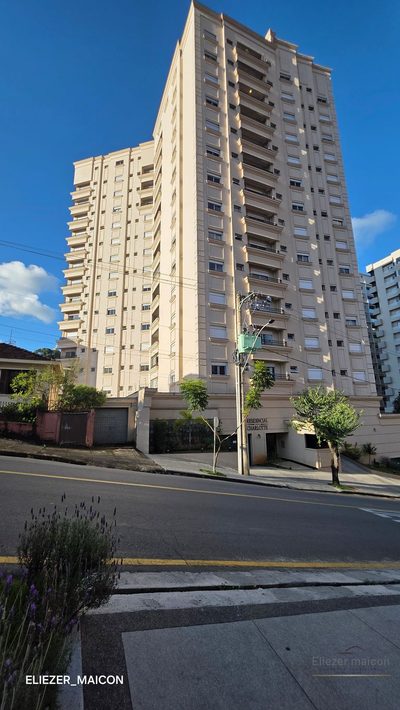 Apartamento, 3 quartos, 144 m² - Foto 1