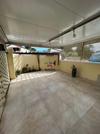 Casa, 4 quartos, 240 m² - Foto 2