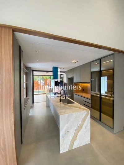 Casa, 3 quartos, 322 m² - Foto 1