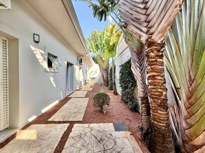 Casa, 3 quartos, 350 m² - Foto 1