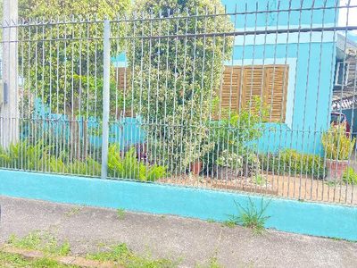 Casa, 2 quartos, 210 m² - Foto 1