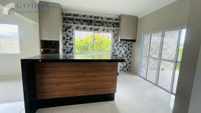 Chácara, 3 quartos, 900 m² - Foto 1