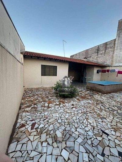 Casa, 2 quartos, 125 m² - Foto 1