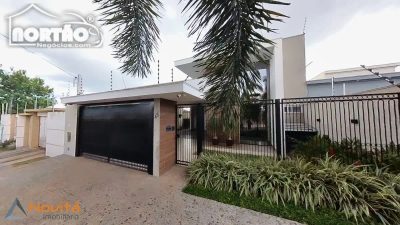 Casa, 3 quartos, 200 m² - Foto 1