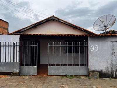 Casa, 2 quartos, 220 m² - Foto 1