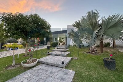 Casa, 4 quartos, 350 m² - Foto 1