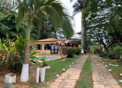 Sítio, 4 quartos, 1500 m² - Foto 1