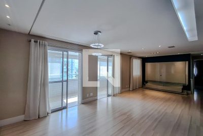 Apartamento, 3 quartos, 136 m² - Foto 2
