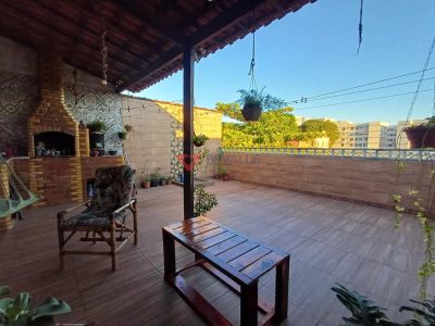Casa, 3 quartos, 216 m² - Foto 1