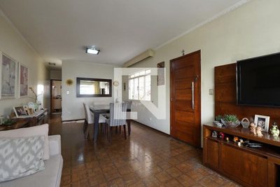 Casa, 3 quartos, 174 m² - Foto 2