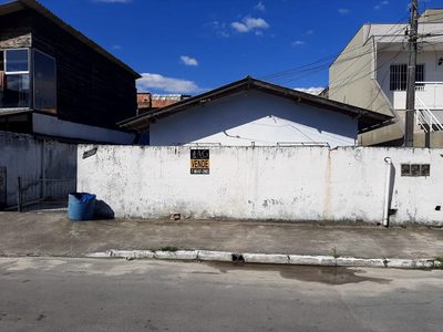 Casa, 1 quarto, 200 m² - Foto 2