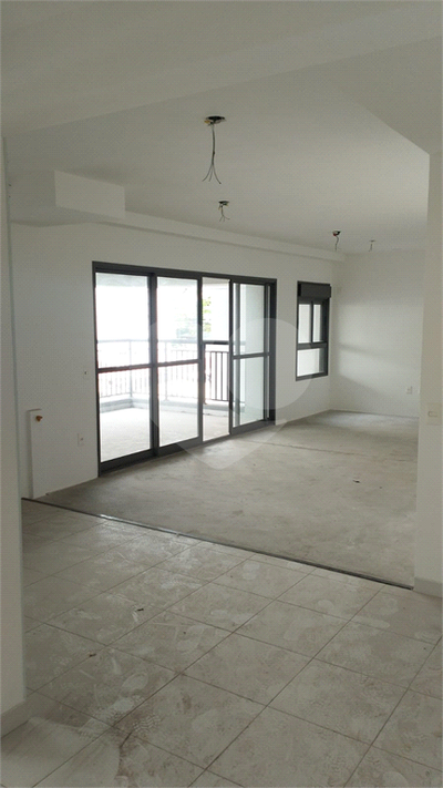 Apartamento, 3 quartos, 130 m² - Foto 3