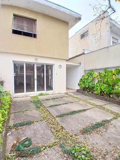 Sobrado, 3 quartos, 131 m² - Foto 1