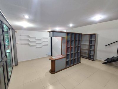 Loja-Salão, 50 m² - Foto 1