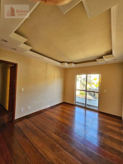 Cobertura, 3 quartos, 227 m² - Foto 1
