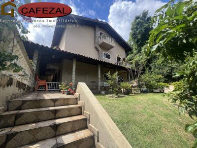 Casa, 6 quartos, 385 m² - Foto 1