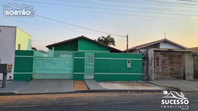 Casa, 3 quartos, 55 m² - Foto 1