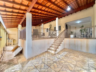 Casa, 4 quartos, 200 m² - Foto 1