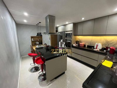 Sobrado, 3 quartos, 185 m² - Foto 1