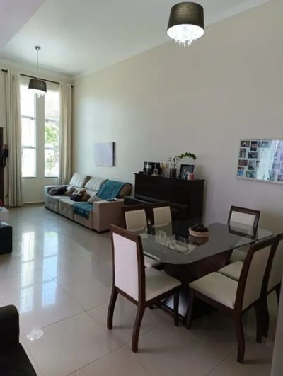 Casa, 3 quartos, 157 m² - Foto 1